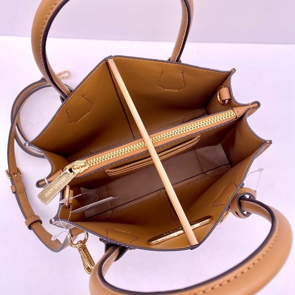 Michael Kors Small Mercer satchel crossbody - Picture 5 of 13